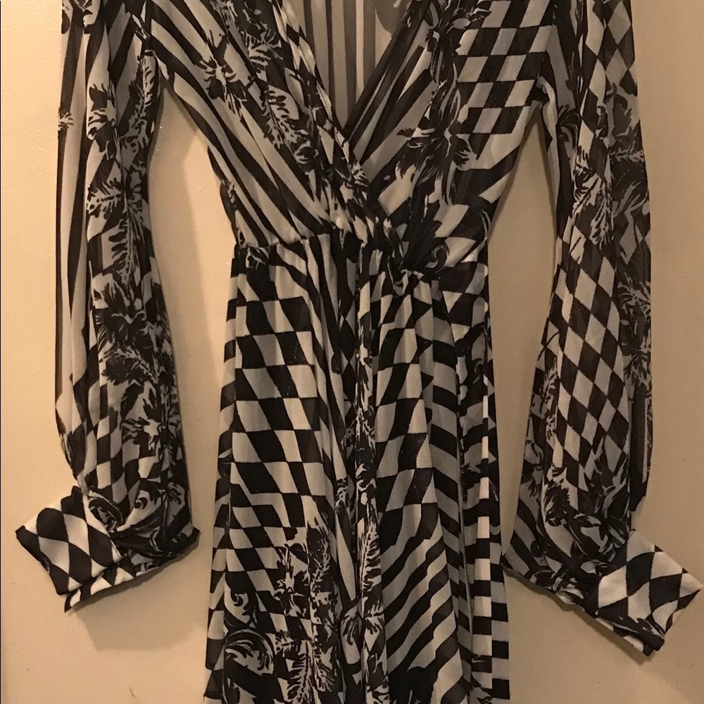 Kiki Riki Dress - Picture 5 of 5